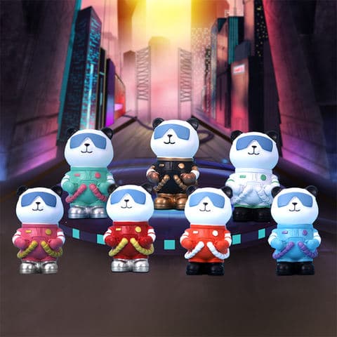 Mini Astronaut Dress up Panda Shape Resin Figurine Cute Space Animal Ornament for Home Decor