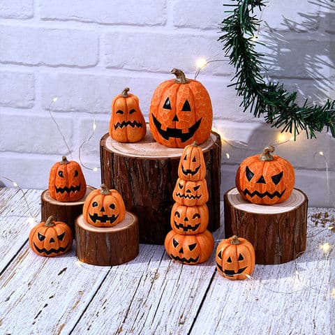 Halloween Pumpkin Resin Figurine Creative Spooky Decor Festive Home Ornament Gift Party Accent Supply