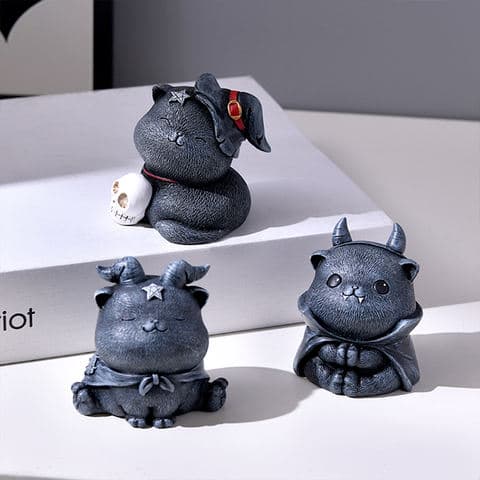 High Quality Dark Halloween Style Magic Cat Resin Figurine Gothic Witchcraft Decor Spooky Home Ornament Accent